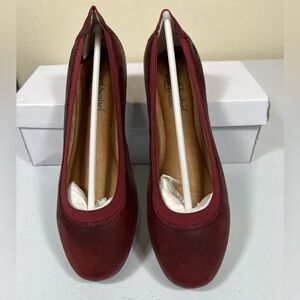 Josef Seibel red distressed leather flat 37